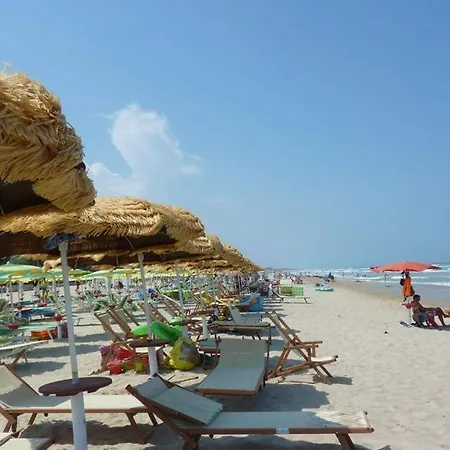 Claudia Int. M - Apartment Pineto