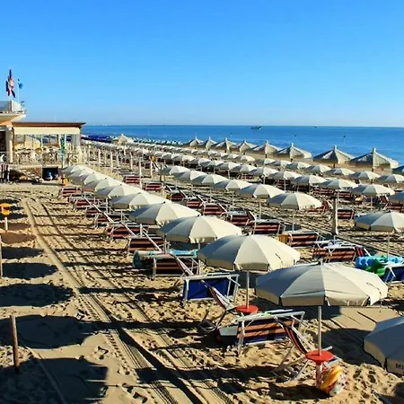 Claudia Int. M - Apartment *