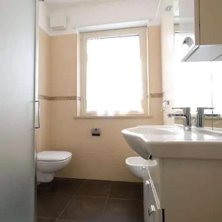 Claudia Int. M - Apartment *