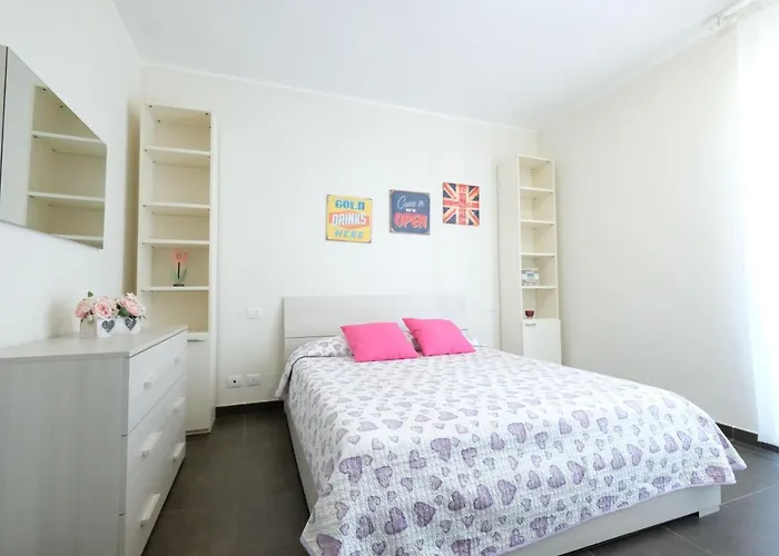 アパート Claudia Int. M - *